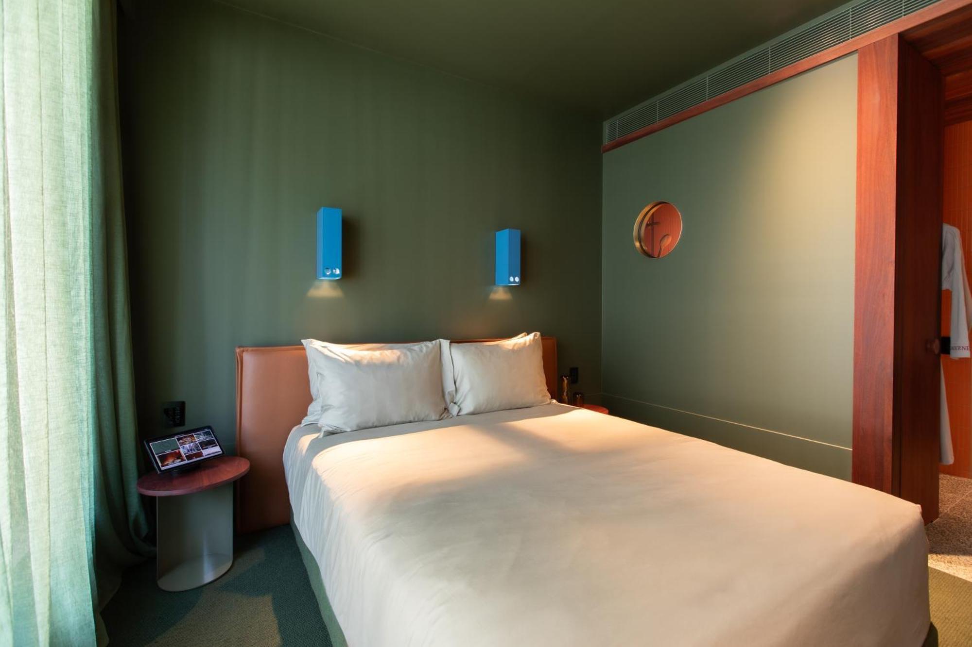 Hyde Melbourne Place Екстериор снимка
