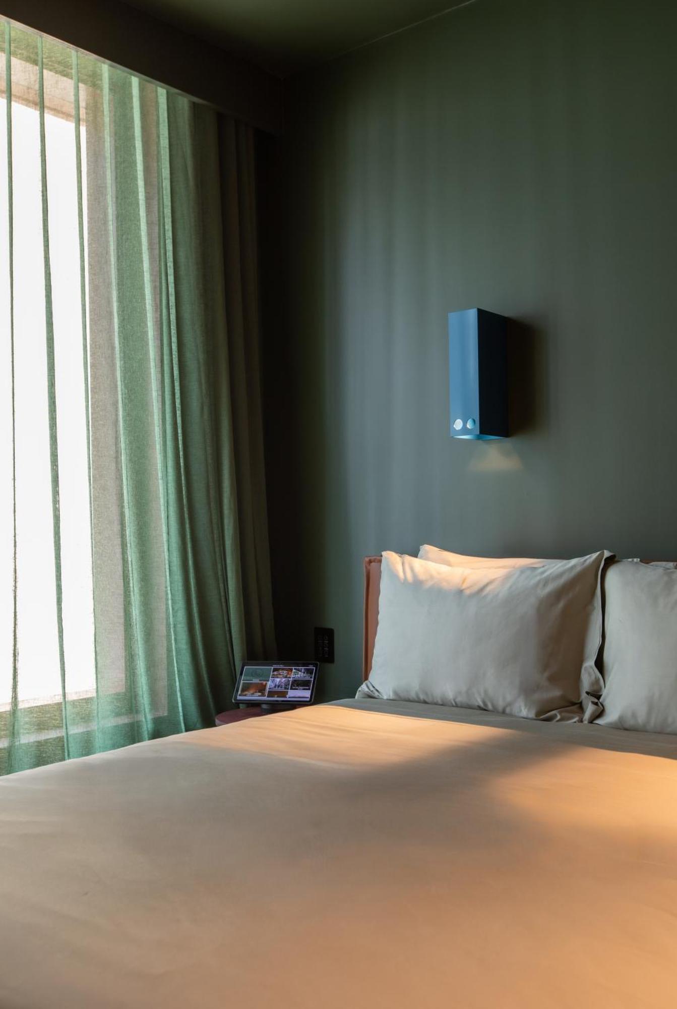 Hyde Melbourne Place Екстериор снимка
