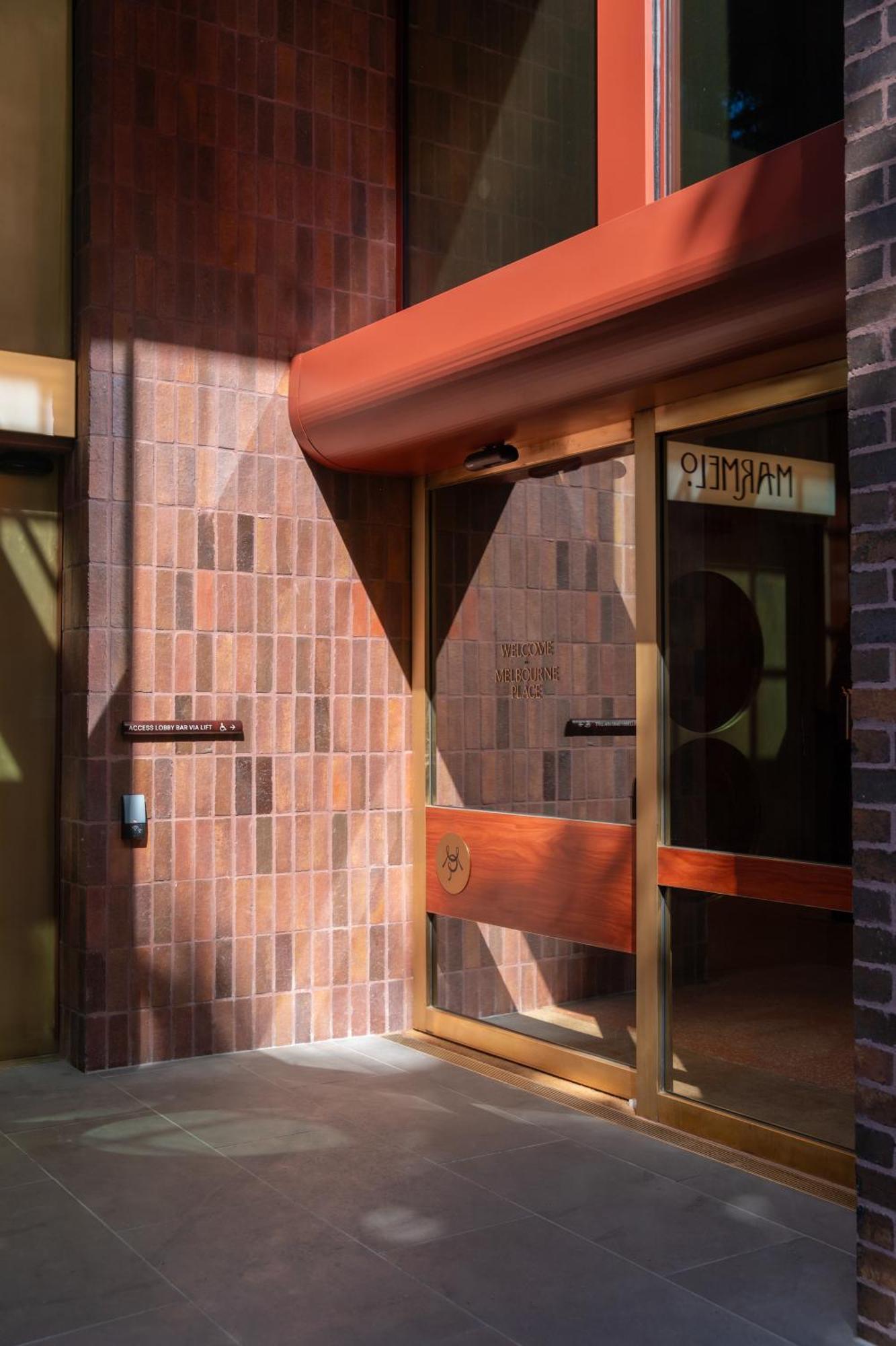 Hyde Melbourne Place Екстериор снимка